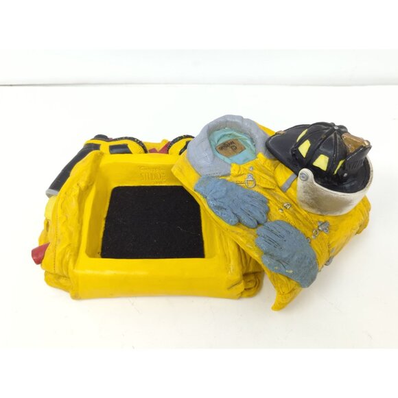 Giuseppi 2 Pc Fireman Uniform Resin Sculpture Opens To A Trinket Box 8x7x4 - Picture 2 of 14